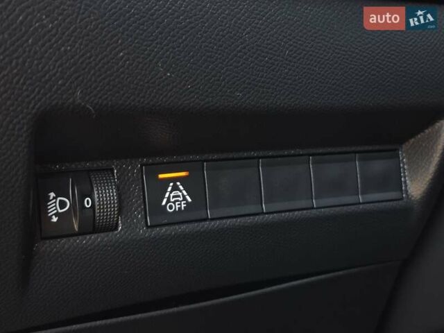 Серый Пежо e-208, объемом двигателя 0 л и пробегом 82 тыс. км за 14744 $, фото 27 на Automoto.ua