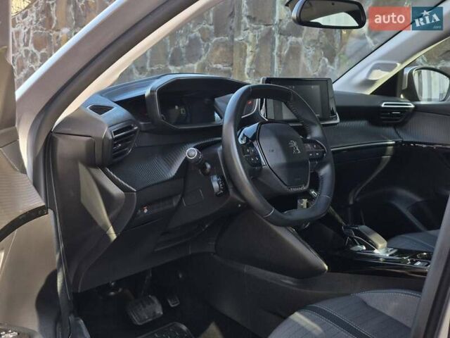 Серый Пежо e-208, объемом двигателя 0 л и пробегом 82 тыс. км за 14744 $, фото 28 на Automoto.ua