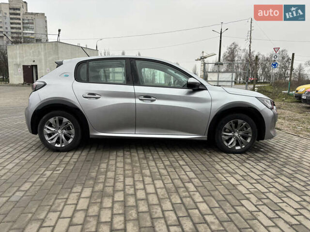 Серый Пежо e-208, объемом двигателя 0 л и пробегом 57 тыс. км за 13900 $, фото 7 на Automoto.ua