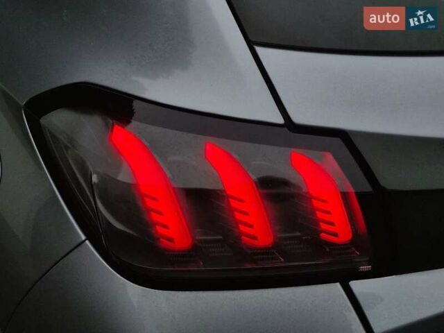 Серый Пежо e-208, объемом двигателя 0 л и пробегом 102 тыс. км за 15064 $, фото 14 на Automoto.ua