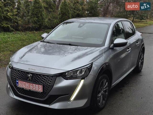 Серый Пежо e-208, объемом двигателя 0 л и пробегом 102 тыс. км за 15064 $, фото 4 на Automoto.ua
