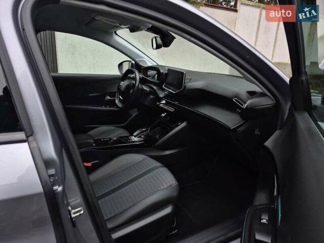 Серый Пежо e-208, объемом двигателя 0 л и пробегом 102 тыс. км за 15064 $, фото 20 на Automoto.ua