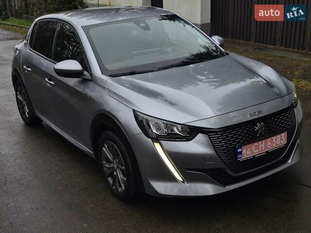 Серый Пежо e-208, объемом двигателя 0 л и пробегом 102 тыс. км за 15064 $, фото 2 на Automoto.ua