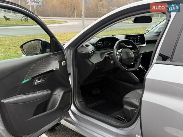 Серый Пежо e-208, объемом двигателя 0 л и пробегом 76 тыс. км за 13500 $, фото 25 на Automoto.ua