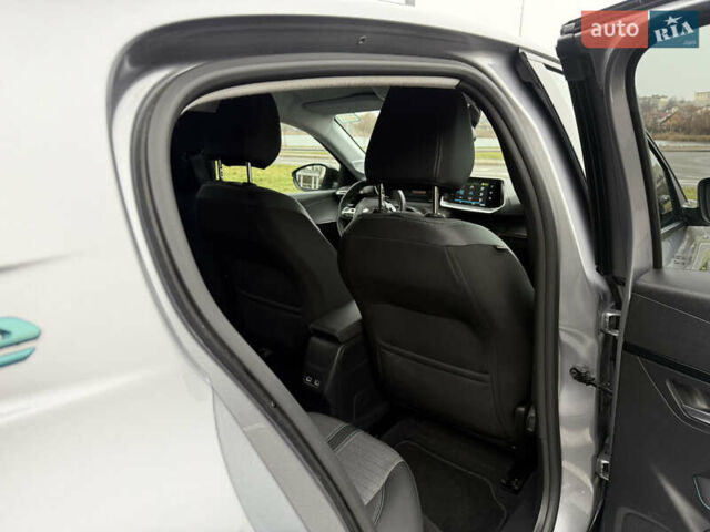 Серый Пежо e-208, объемом двигателя 0 л и пробегом 76 тыс. км за 13500 $, фото 44 на Automoto.ua