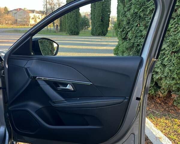 Серый Пежо e-208, объемом двигателя 0 л и пробегом 79 тыс. км за 15250 $, фото 32 на Automoto.ua