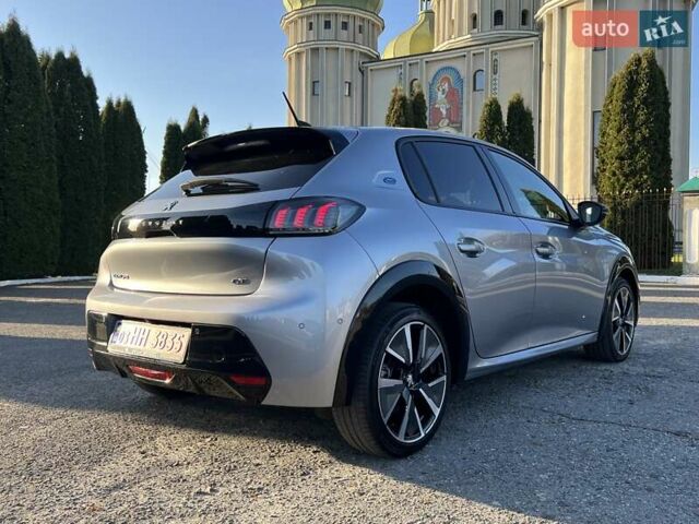 Серый Пежо e-208, объемом двигателя 0 л и пробегом 79 тыс. км за 15250 $, фото 2 на Automoto.ua