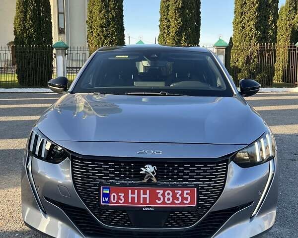 Серый Пежо e-208, объемом двигателя 0 л и пробегом 79 тыс. км за 15250 $, фото 7 на Automoto.ua