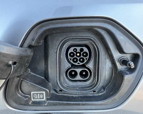 Серый Пежо e-208, объемом двигателя 0 л и пробегом 79 тыс. км за 15250 $, фото 50 на Automoto.ua