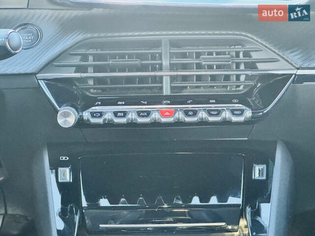 Синій Пежо e-208, об'ємом двигуна 0 л та пробігом 86 тис. км за 15300 $, фото 16 на Automoto.ua