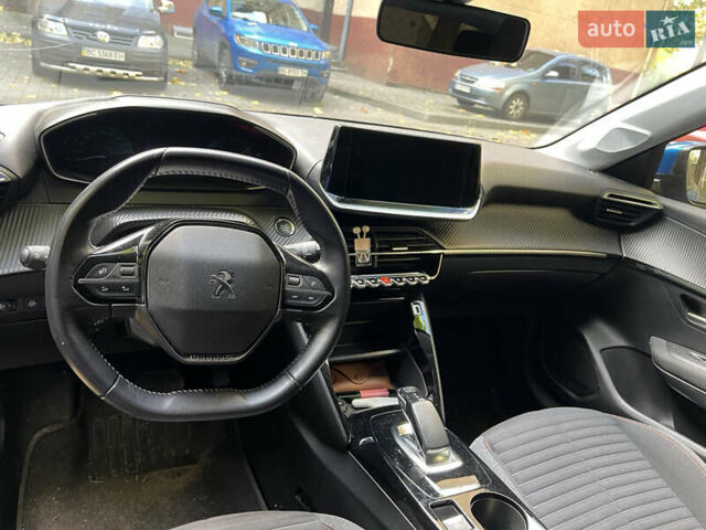Синій Пежо e-208, об'ємом двигуна 0 л та пробігом 49 тис. км за 14000 $, фото 5 на Automoto.ua