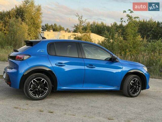 Синий Пежо e-208, объемом двигателя 0 л и пробегом 37 тыс. км за 14650 $, фото 12 на Automoto.ua