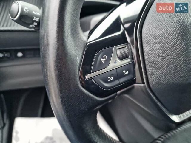 Синий Пежо e-208, объемом двигателя 0 л и пробегом 57 тыс. км за 13900 $, фото 41 на Automoto.ua