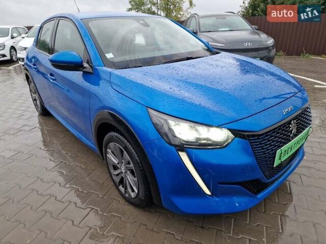 Синий Пежо e-208, объемом двигателя 0 л и пробегом 57 тыс. км за 13900 $, фото 1 на Automoto.ua