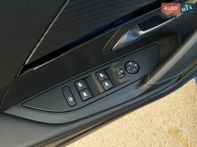 Синий Пежо e-208, объемом двигателя 0 л и пробегом 37 тыс. км за 14650 $, фото 76 на Automoto.ua