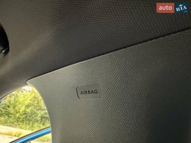 Синий Пежо e-208, объемом двигателя 0 л и пробегом 37 тыс. км за 14650 $, фото 53 на Automoto.ua