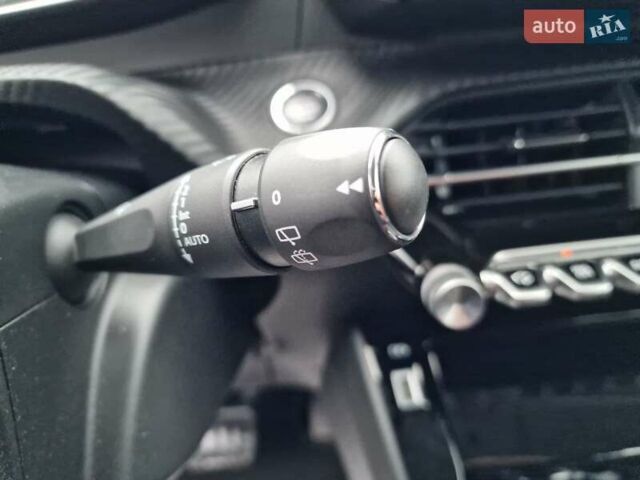 Синий Пежо e-208, объемом двигателя 0 л и пробегом 57 тыс. км за 13900 $, фото 36 на Automoto.ua