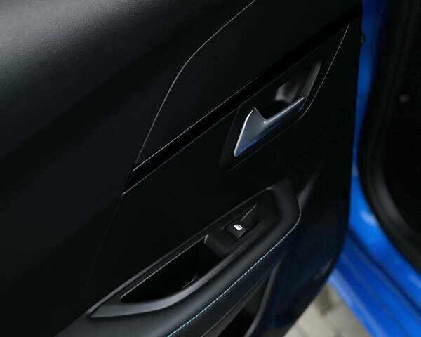 Синий Пежо e-208, объемом двигателя 0 л и пробегом 81 тыс. км за 12800 $, фото 43 на Automoto.ua