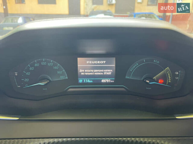 Синій Пежо e-208, об'ємом двигуна 0 л та пробігом 49 тис. км за 14000 $, фото 9 на Automoto.ua