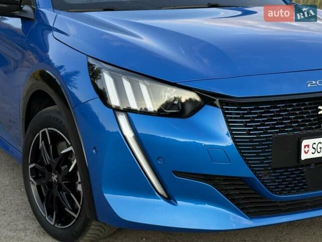 Синий Пежо e-208, объемом двигателя 0 л и пробегом 37 тыс. км за 14650 $, фото 2 на Automoto.ua