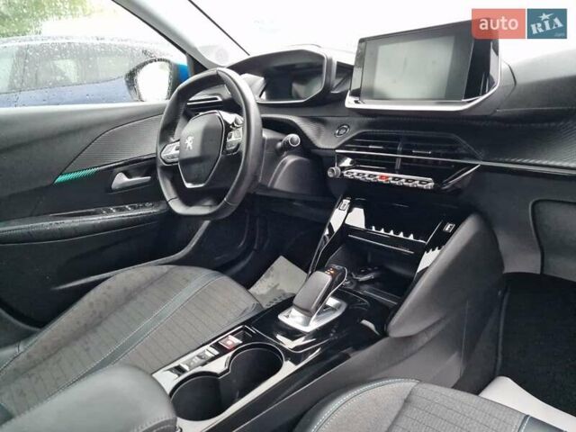 Синий Пежо e-208, объемом двигателя 0 л и пробегом 57 тыс. км за 13900 $, фото 23 на Automoto.ua