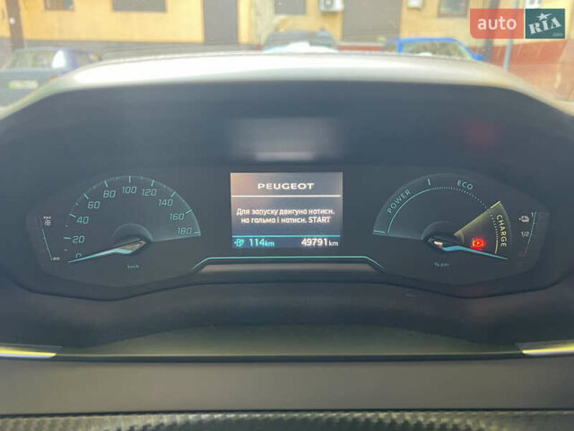 Синій Пежо e-208, об'ємом двигуна 0 л та пробігом 49 тис. км за 14000 $, фото 10 на Automoto.ua
