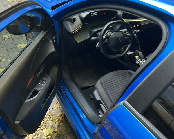 Синій Пежо e-208, об'ємом двигуна 0 л та пробігом 49 тис. км за 14000 $, фото 3 на Automoto.ua