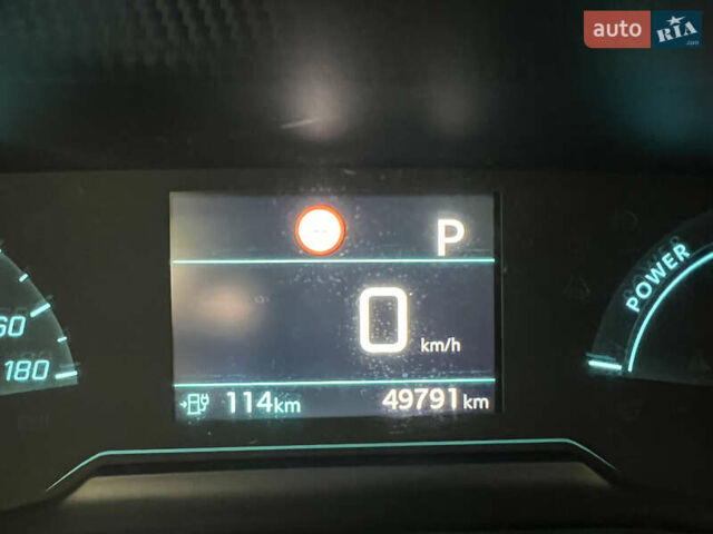 Синій Пежо e-208, об'ємом двигуна 0 л та пробігом 49 тис. км за 14000 $, фото 8 на Automoto.ua