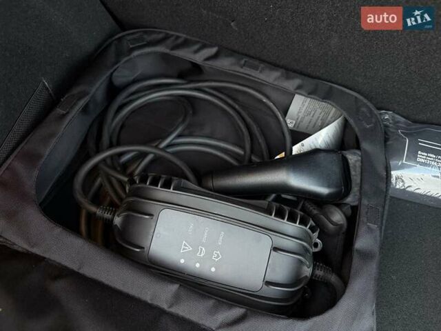 Синий Пежо e-208, объемом двигателя 0 л и пробегом 37 тыс. км за 14650 $, фото 69 на Automoto.ua