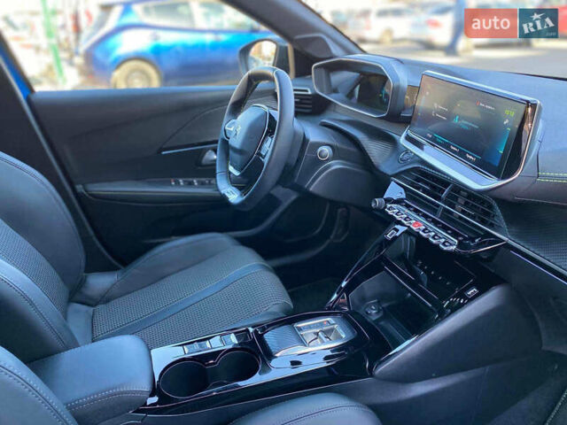 Синій Пежо e-208, об'ємом двигуна 0 л та пробігом 15 тис. км за 16650 $, фото 6 на Automoto.ua