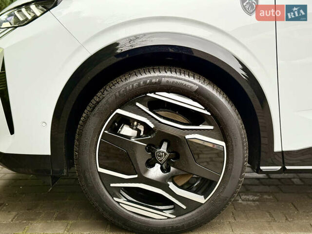 Белый Пежо e-3008, объемом двигателя 0 л и пробегом 1 тыс. км за 37950 $, фото 86 на Automoto.ua