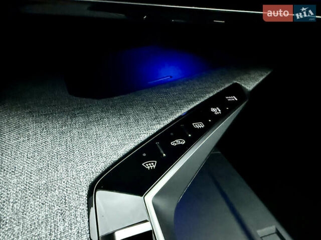 Белый Пежо e-3008, объемом двигателя 0 л и пробегом 1 тыс. км за 37950 $, фото 62 на Automoto.ua