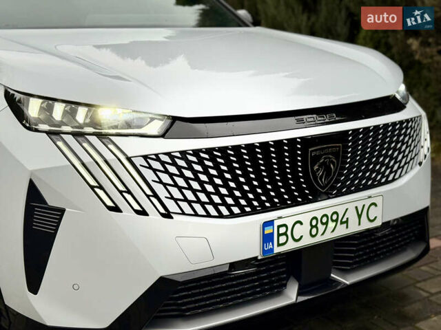 Белый Пежо e-3008, объемом двигателя 0 л и пробегом 1 тыс. км за 37950 $, фото 14 на Automoto.ua