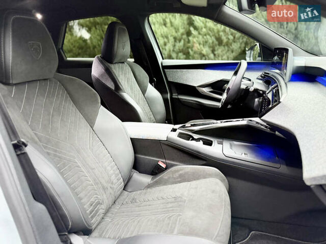 Белый Пежо e-3008, объемом двигателя 0 л и пробегом 1 тыс. км за 37950 $, фото 67 на Automoto.ua