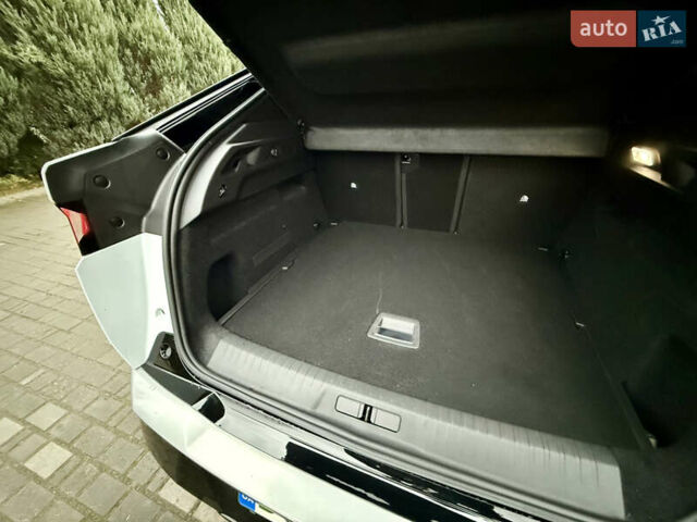 Белый Пежо e-3008, объемом двигателя 0 л и пробегом 1 тыс. км за 37950 $, фото 76 на Automoto.ua