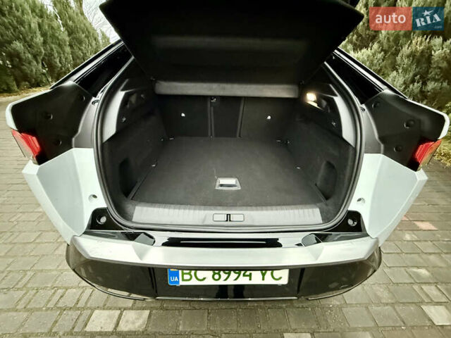 Белый Пежо e-3008, объемом двигателя 0 л и пробегом 1 тыс. км за 37950 $, фото 74 на Automoto.ua