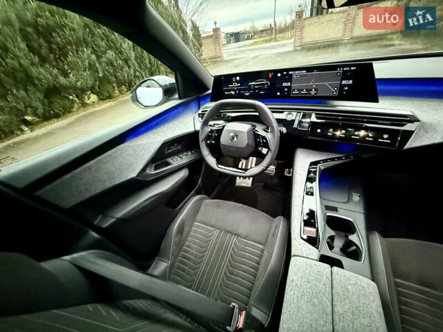 Белый Пежо e-3008, объемом двигателя 0 л и пробегом 1 тыс. км за 37950 $, фото 57 на Automoto.ua