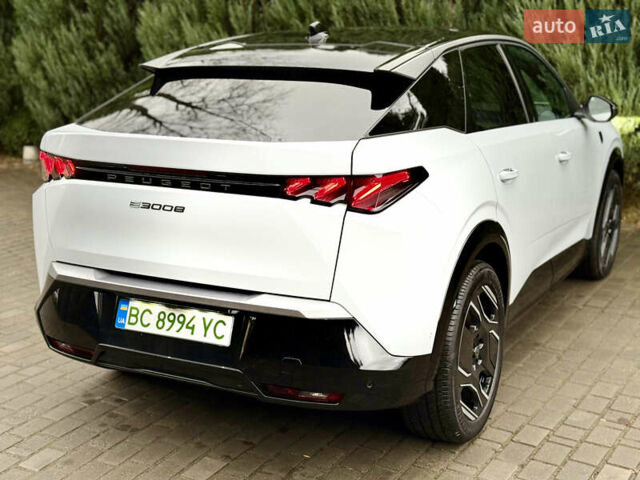 Белый Пежо e-3008, объемом двигателя 0 л и пробегом 1 тыс. км за 37950 $, фото 30 на Automoto.ua