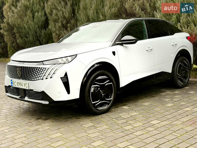 Белый Пежо e-3008, объемом двигателя 0 л и пробегом 1 тыс. км за 37950 $, фото 2 на Automoto.ua