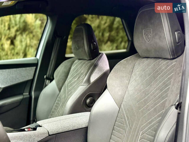 Белый Пежо e-3008, объемом двигателя 0 л и пробегом 1 тыс. км за 37950 $, фото 44 на Automoto.ua