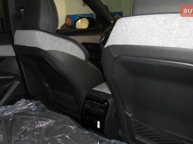 купить новое авто Пежо e-3008 2025 года от официального дилера Автоцентр AUTO.RIA Пежо фото