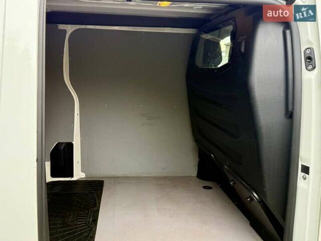 Білий Пежо e-Expert, об'ємом двигуна 0 л та пробігом 118 тис. км за 19999 $, фото 6 на Automoto.ua