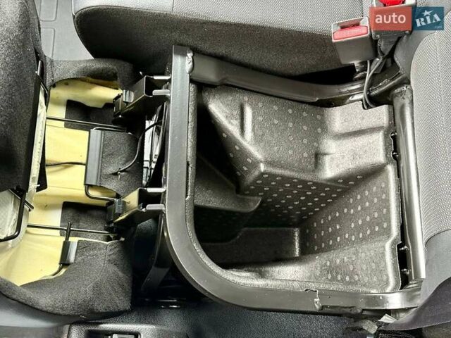 Білий Пежо e-Expert, об'ємом двигуна 0 л та пробігом 118 тис. км за 19999 $, фото 43 на Automoto.ua