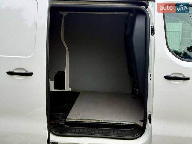 Білий Пежо e-Expert, об'ємом двигуна 0 л та пробігом 118 тис. км за 19999 $, фото 4 на Automoto.ua