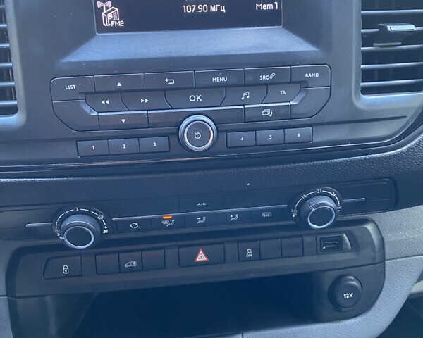 Білий Пежо e-Expert, об'ємом двигуна 0 л та пробігом 13 тис. км за 20500 $, фото 21 на Automoto.ua