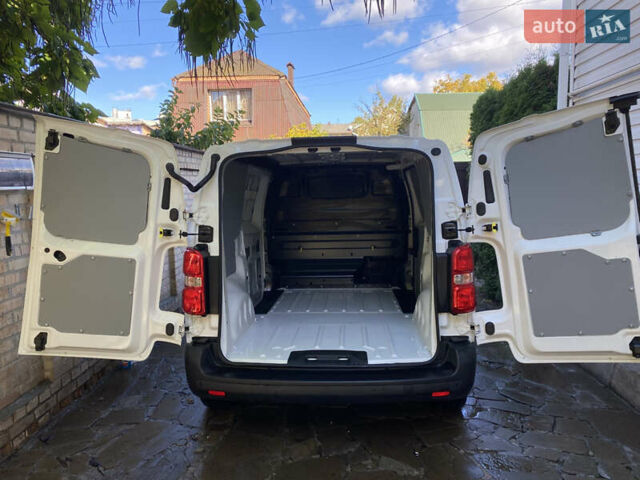 Білий Пежо e-Expert, об'ємом двигуна 0 л та пробігом 13 тис. км за 20500 $, фото 8 на Automoto.ua