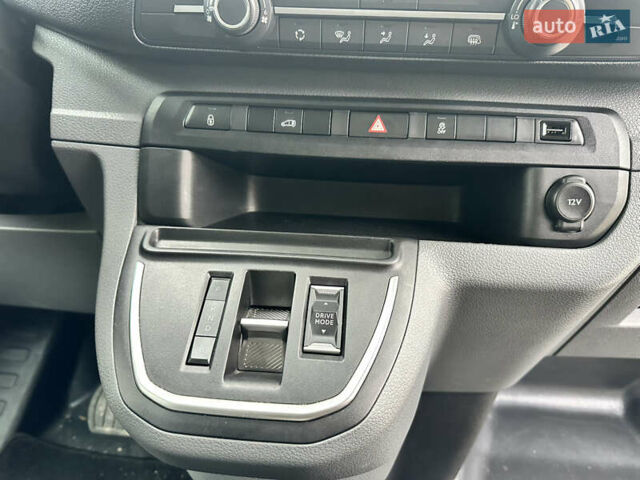 Білий Пежо e-Expert, об'ємом двигуна 0 л та пробігом 14 тис. км за 19700 $, фото 32 на Automoto.ua