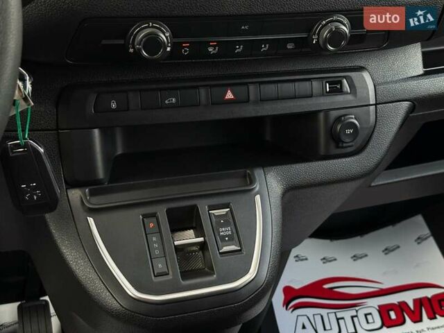 Серый Пежо e-Expert, объемом двигателя 0 л и пробегом 1 тыс. км за 30338 $, фото 41 на Automoto.ua