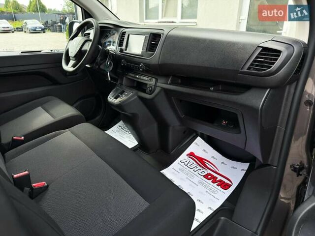 Серый Пежо e-Expert, объемом двигателя 0 л и пробегом 1 тыс. км за 30338 $, фото 49 на Automoto.ua