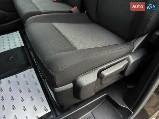 Серый Пежо e-Expert, объемом двигателя 0 л и пробегом 1 тыс. км за 30338 $, фото 32 на Automoto.ua